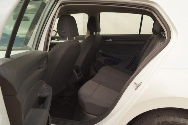 Volkswagen GOLF 2.0 TDI 115pk Edition -NAVI-AIRCO-CARPLAY-