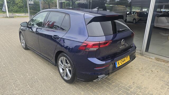 Volkswagen GOLF 1.5 eTSI R-Line NLauto | Dealeronderhouden