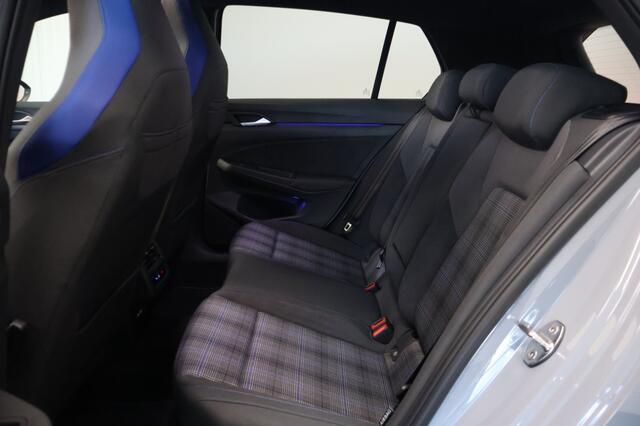 Volkswagen GOLF 1.5 eHybrid GTE 272pk | Panoramadak | Matrix | Trekhaak elektr.