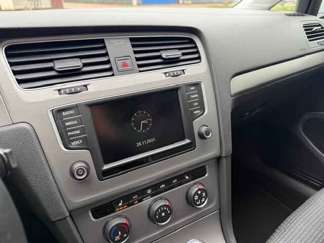 Volkswagen GOLF 1.2 TSI DSG Comfortline / 1 JAAR GARANTIE / Pano