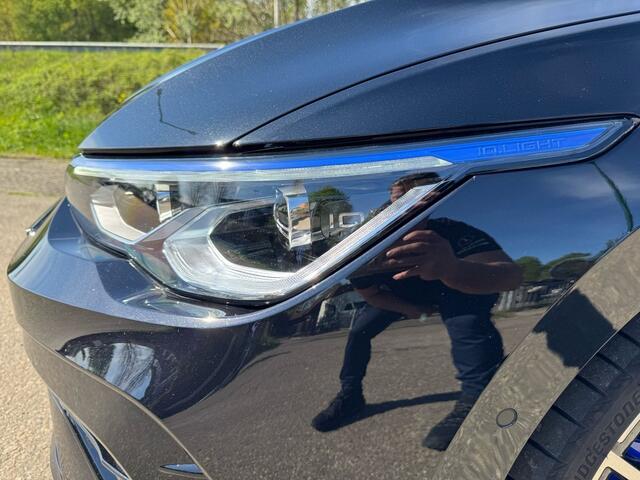 Volkswagen GOLF VIII Lim. Golf VIII 2.0 TSI R 4Motion (EURO 6d)