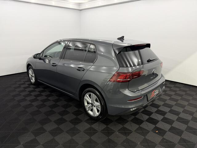 Volkswagen GOLF 1.5 TSI Life Edition Clima, Apple carplay, Parkeersensoren, Stoelverwarming, Sfeerverlichting, Led, Keyless start, 2 jaar garantie