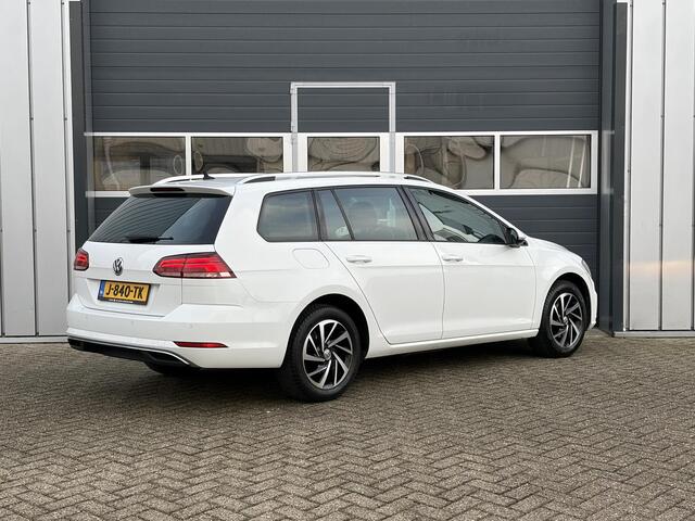 Volkswagen GOLF Variant 1.0 TSI Highline | Parkeer sensoren | Stoel verwarming | Clima | Navi |