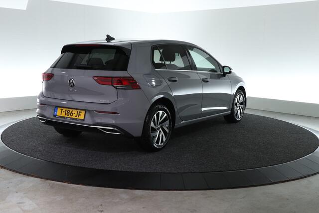 Volkswagen GOLF 1.4 eHybrid Style | TREKHAAK | CARPLAY | CAMERA |