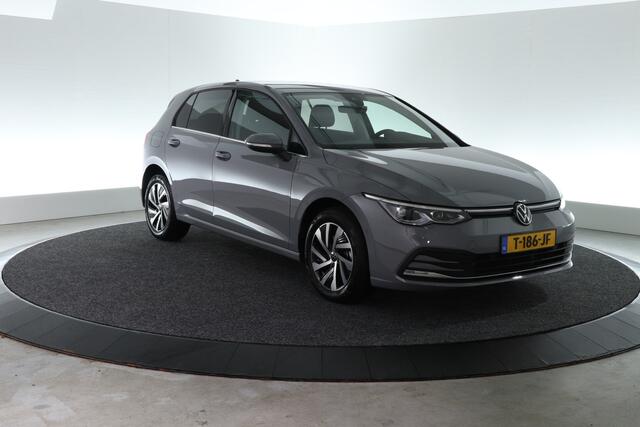 Volkswagen GOLF 1.4 eHybrid Style | TREKHAAK | CARPLAY | CAMERA |