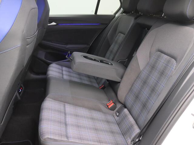 Volkswagen GOLF 1.5 eHybrid GTE 272PK Pano-Schuifdak, Black Style, Head-Up Display, Matrix-LED Verlichting, Keyless, Achteruitrijcamera, 18" LM Velgen