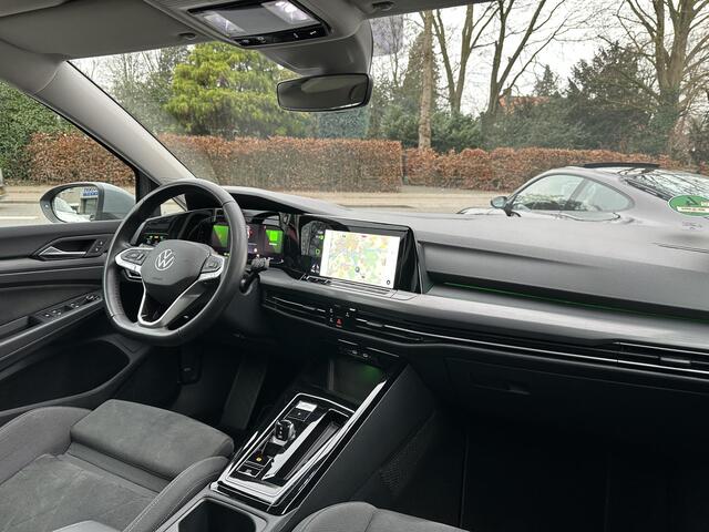 Volkswagen GOLF 1.5 eTSI 150PK DSG Style IQLight|ACC|Camera|Memory|Massage|DAB|CarPlay
