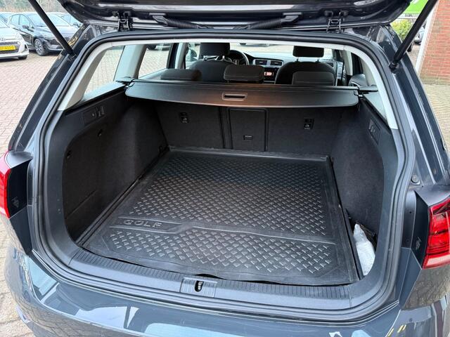 Volkswagen GOLF 1.5 TSI COMFORTLINE BUSINESS