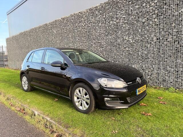Volkswagen GOLF 1.0 TSI Comfortline 5D 2017 Nette auto.