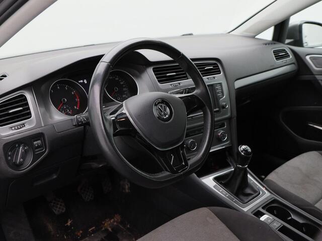 Volkswagen GOLF 1.0 TSi Edition 115 Pk | Trekhaak | CarPlay | Cruise Control | Airco | Leder Stuurwiel | 15 Inch | 98.526 Km
