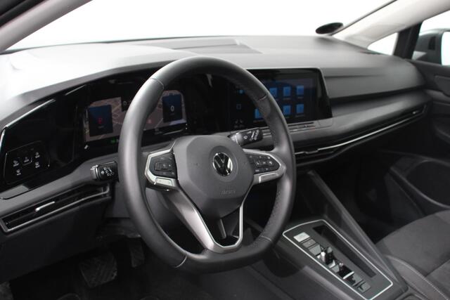 Volkswagen GOLF 1.5 eTSI DSG Style 150Pk | Panoramadak | Navigatie | Digitale Cockpit | Adaptive Cruise Control | Lane/Side/Travel Assist | LED Matrix | Camera |