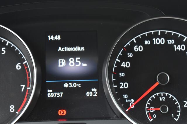 Volkswagen GOLF 1.5 TSI Highline Pack | 18'' LMV | Stoelverwarming | Climate | 12 mnd BOVAG garantie | Whatsapp 06-5318899