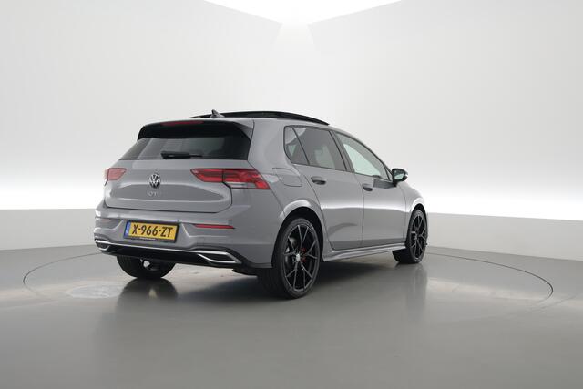 Volkswagen GOLF 1.4 eHybrid GTE | Pano | IQ. Light | Stoel- Stuurverw. | 19'' | PDC | Apple CarPlay | Navi |