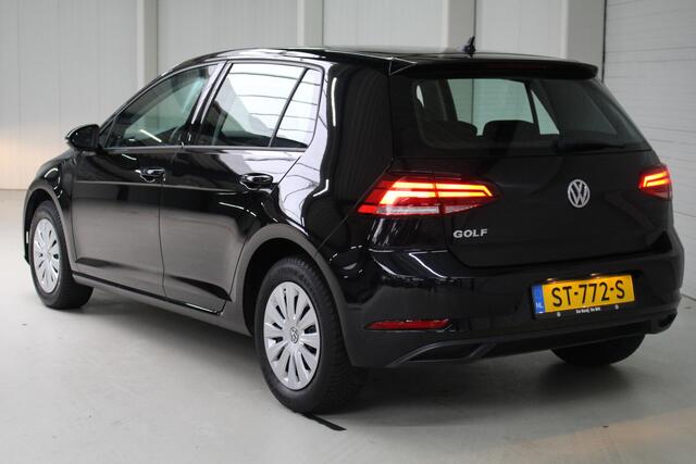 Volkswagen GOLF 1.0 TSI Trendline Navigatie | Parkeersensoren | Automatische Klimaatbeheersing