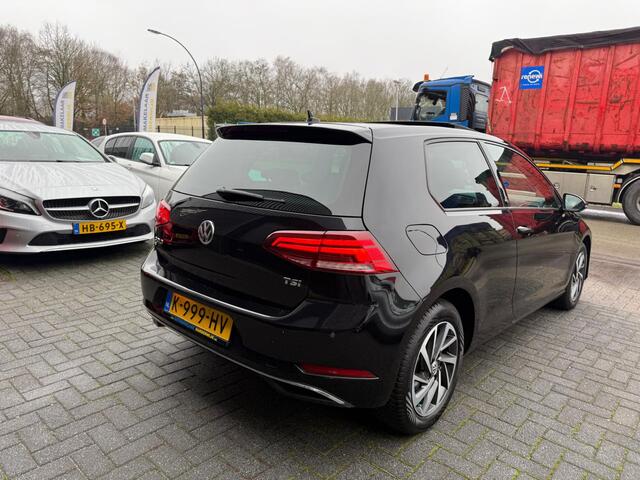 Volkswagen GOLF 1.0 TSI Trendline | 2E EIGENAAR | 12MND GARANTIE | ADAPTIEF CRUISE | PANODAK | DAB | STOELVERWARMING |
