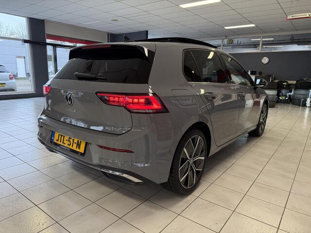 Volkswagen GOLF 1.5 eTSI DSG 151PK *HEAD-UP*PANO*50 EDI*NAVI*APP*