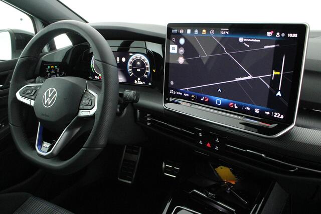 Volkswagen GOLF 1.5 272pk eHybrid GTE Black Style Trekhaak 360Camera Head-Up Panoramadak Keyless Stoelverwarming Navigatie