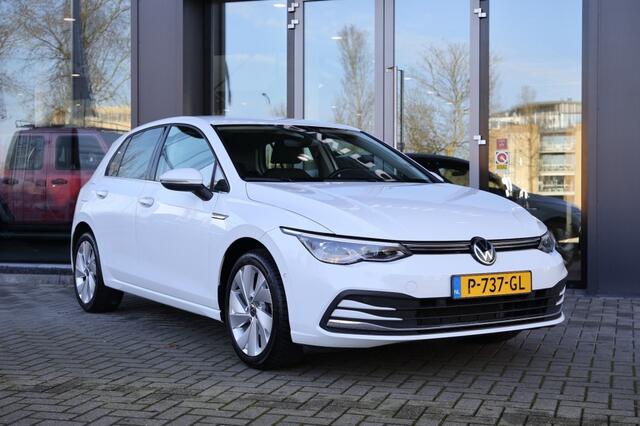 Volkswagen GOLF 1.5 TSI STYLE *IQ Light*Memory*Sfeer*Carplay*BTW