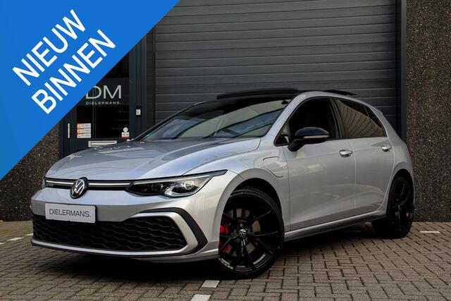 Volkswagen GOLF 1.4 eHybrid GTE Black Style | Reflex zilver | Trekhaak elektrisch | Pano | goed in de opties