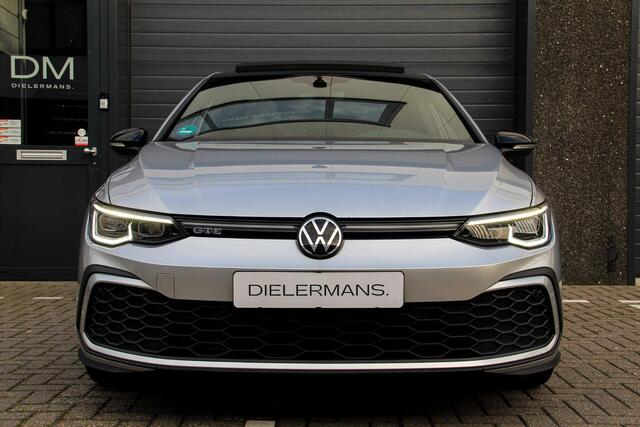 Volkswagen GOLF 1.4 eHybrid GTE Black Style | Reflex zilver | Trekhaak elektrisch | Pano | goed in de opties