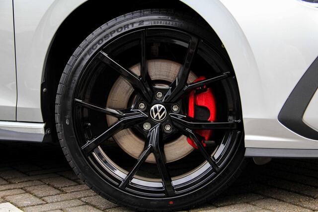 Volkswagen GOLF 1.4 eHybrid GTE Black Style | Reflex zilver | Trekhaak elektrisch | Pano | goed in de opties