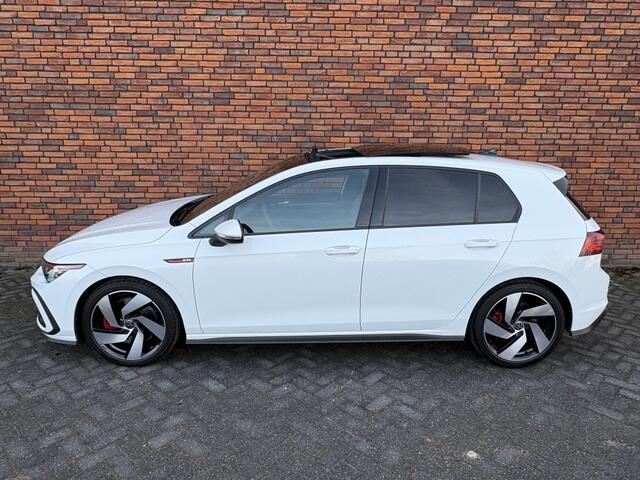 Volkswagen GOLF 2.0 TSI GTI/ IQ Light/ Pano dak/ Stuurverwarming