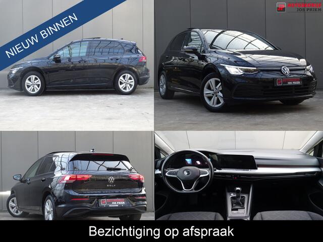 Volkswagen GOLF 1.5 TSI Style * PANORAMADAK * KEYLESS * 4 SEIZOENSBANDEN !!