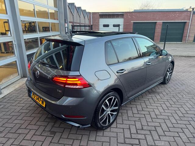 Volkswagen GOLF 1.4 TSI 125PK R-LINE / PANO / DIGITALE / ACC / CAMERA / PANO / TREKHAAK / LED