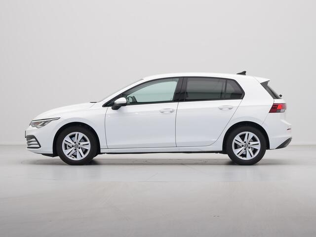 Volkswagen GOLF 1.0 TSI 110pk Life Business Navigatie Massage Stoelverwarming Acc 199