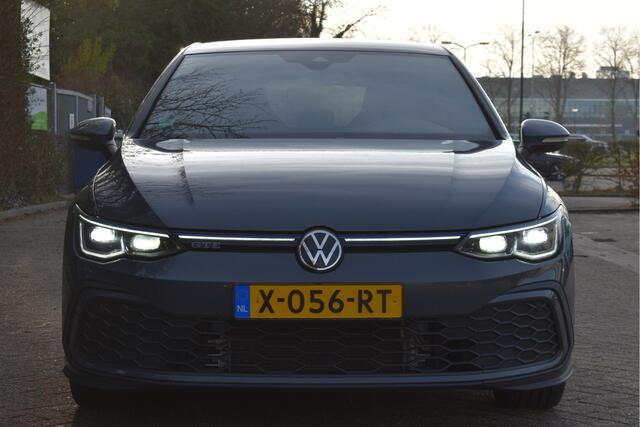 Volkswagen GOLF 1.4 eHybrid GTE 245 pk | Keyless | Standkachel | Camera | Carplay | Stoelverwarming 4x | Stuurverwarming | Full LED IQ