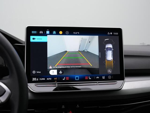Volkswagen GOLF 1.5 TSI 115 pk Life Edition | Stuur-/stoelverwarming | Achteruitrijcamera | Adaptive Cruise | Carplay