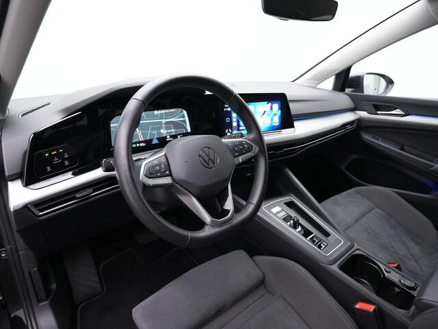 Volkswagen GOLF Variant 1.0 eTSI 110 pk DSG Life Business | Geheugen-/massagestoel | Stuur-/stoelverwarming | Achteruitrijcamera