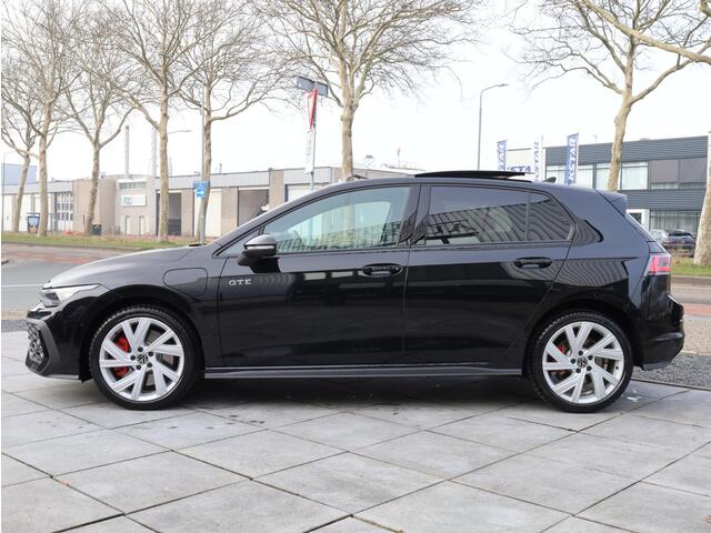 Volkswagen GOLF GTE 1.5 eHybrid 272PK | Panodak | Head-up | Keyless | Camera | IQ Light Matrix | Stoel&Stuurverwarming | Alarm |