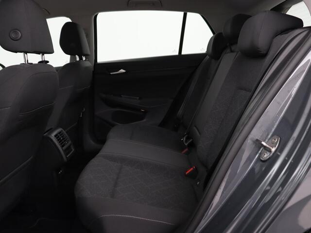 Volkswagen GOLF 1.0 TSI Life | Carplay | Navigatie | Adaptive cruise | Sfeerverlichting | Full LED | Climate control | Parkeerhulp | Keyless Start