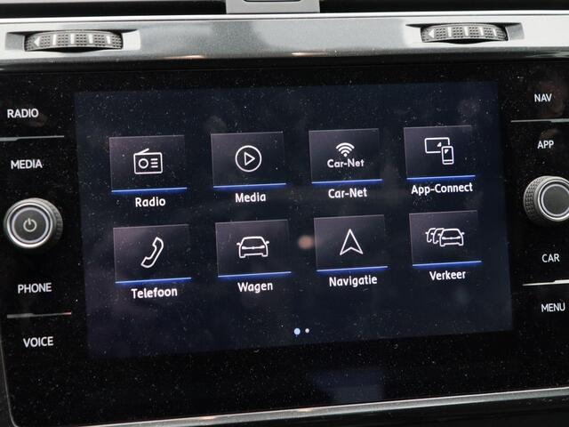 Volkswagen GOLF 1.0 TSi Comfortline 115 Pk | Adaptive Cruise | Achteruitrijcamera | Trekhaak | Stoelverwarming | CarPlay | 16 Inch | 86.518 Km!