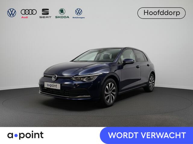 Volkswagen GOLF 1.0 eTSI Life Active 110 pk Automaat (DSG) | Navigatie | Parkeersensoren (Park assist) | Achteruitrijcamera | Stoelverwarming | Autom. airco (3 zones) |