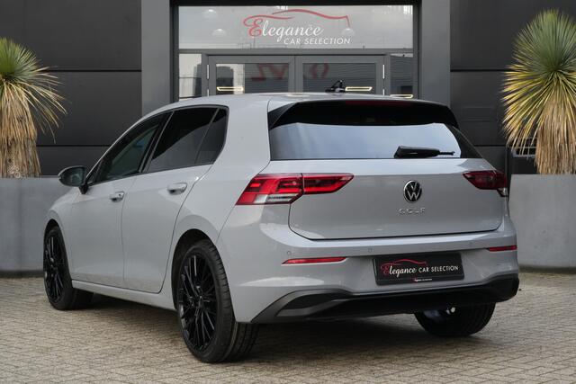 Volkswagen GOLF 1.5 TSI Style 131pk Stoelverwarming/Navigatie/PDC