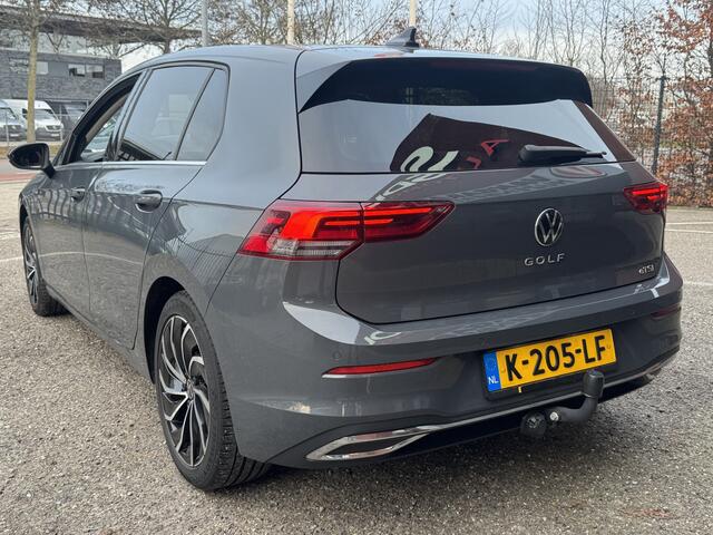 Volkswagen GOLF 1.5 eTSI Style // ADAPTIVE CRUISE // TREKHAAK // CAMERA // CLIMA // NAVI // ERGO ACTIVE STOEL // MEMORY SEAT //