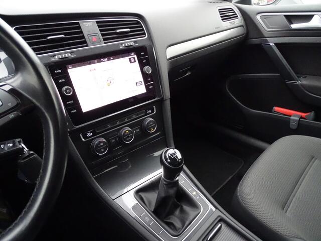Volkswagen GOLF 1.0 TSI Comfortline Excecutive | Navi | Apple Carplay/Android Auto