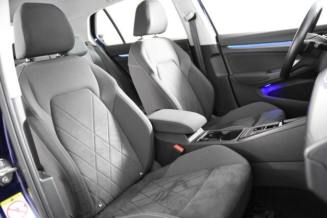 Volkswagen GOLF VIII 1.4 eHybrid *1ste eigenaar*Panoramadak*Massage*Leer*