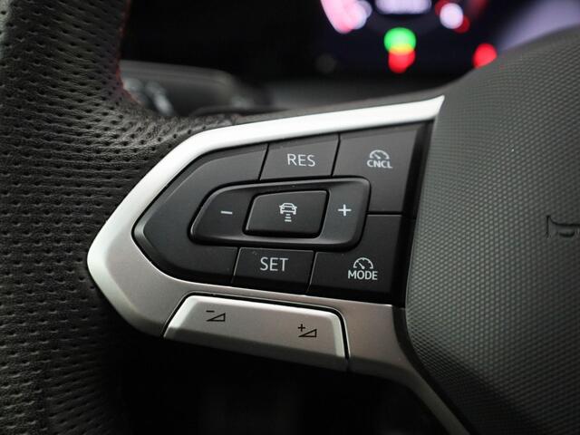 Volkswagen GOLF 2.0TSI/265PK GTI DSG · Panoramadak · 360°Camera + Parkeersensoren · Apple/Android · Garantie t/m 10-12-2026