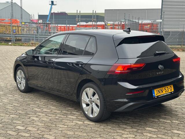 Volkswagen GOLF 1.5 TSI Life Edition, Carplay, Stoelverwarming, Nieuwstaat