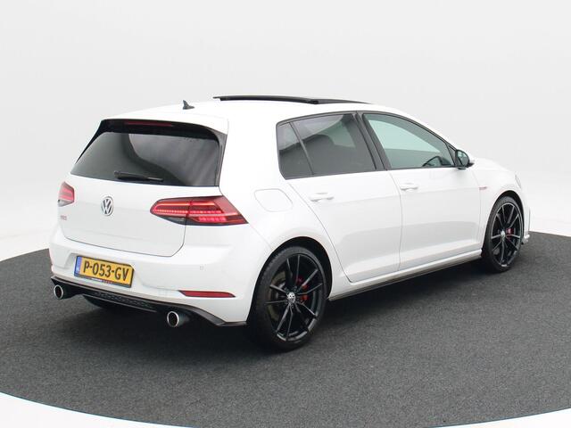 Volkswagen GOLF 2.0 TSi GTi Performance | Panoramadak | Adaptive Cruise | Climate Control | Stoelverwarming | Navigatie | Camera | 19 Inch | 95.707 Km!!