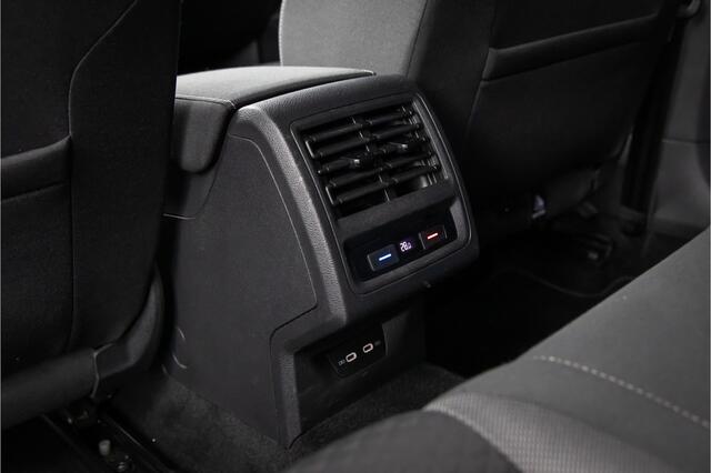 Volkswagen GOLF 2.0 TDI Life LED-Privacy