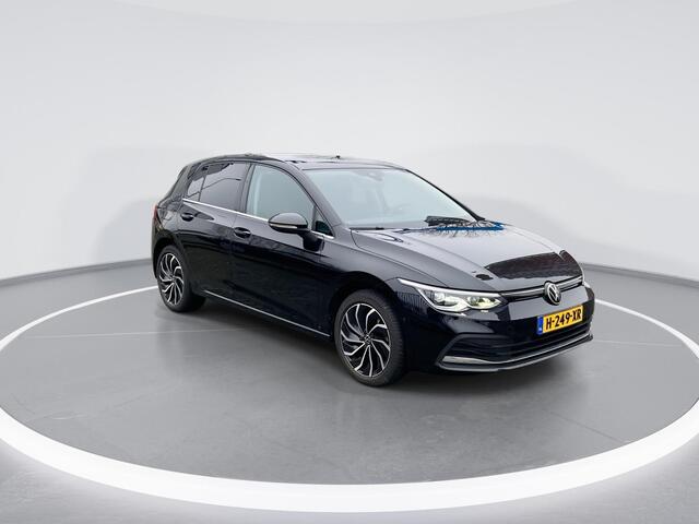 Volkswagen GOLF 1.5 eTSI 150pk DSG Style · Panoramadak · Camera · Apple/Android Car Play · Dodehoeksensor ·