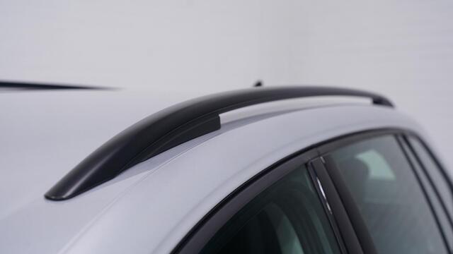 Volkswagen GOLF Variant 1.0 eTSI Life NAP 1e Eig. Apple Carplay PDC v+a Navigatie