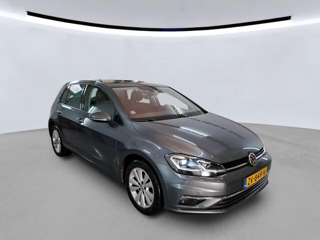 Volkswagen GOLF 1.5 TSI 150pk H6 Highline LED Koplampen Climate Control Stoelverwarming Camera Navigatie