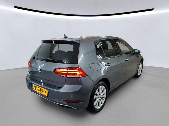 Volkswagen GOLF 1.5 TSI 150pk H6 Highline LED Koplampen Climate Control Stoelverwarming Camera Navigatie