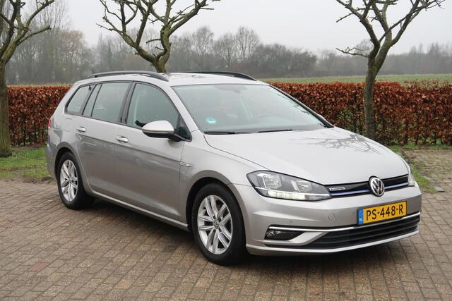 Volkswagen GOLF Variant 1.5 TSI Comfortline Automaat Trekhaak Navi Camera