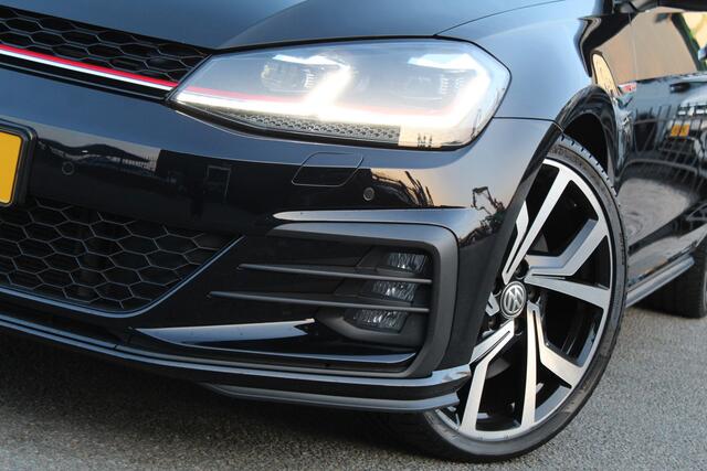 Volkswagen GOLF 2.0 TSI 245Pk GTI Performance | Alcantara/leer | Panoramadak